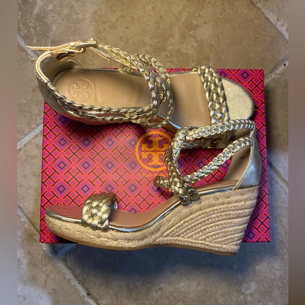 New‎ in Box Tory Burch Women’s Bailey Metallic Leather Espadrille Platform Wedge